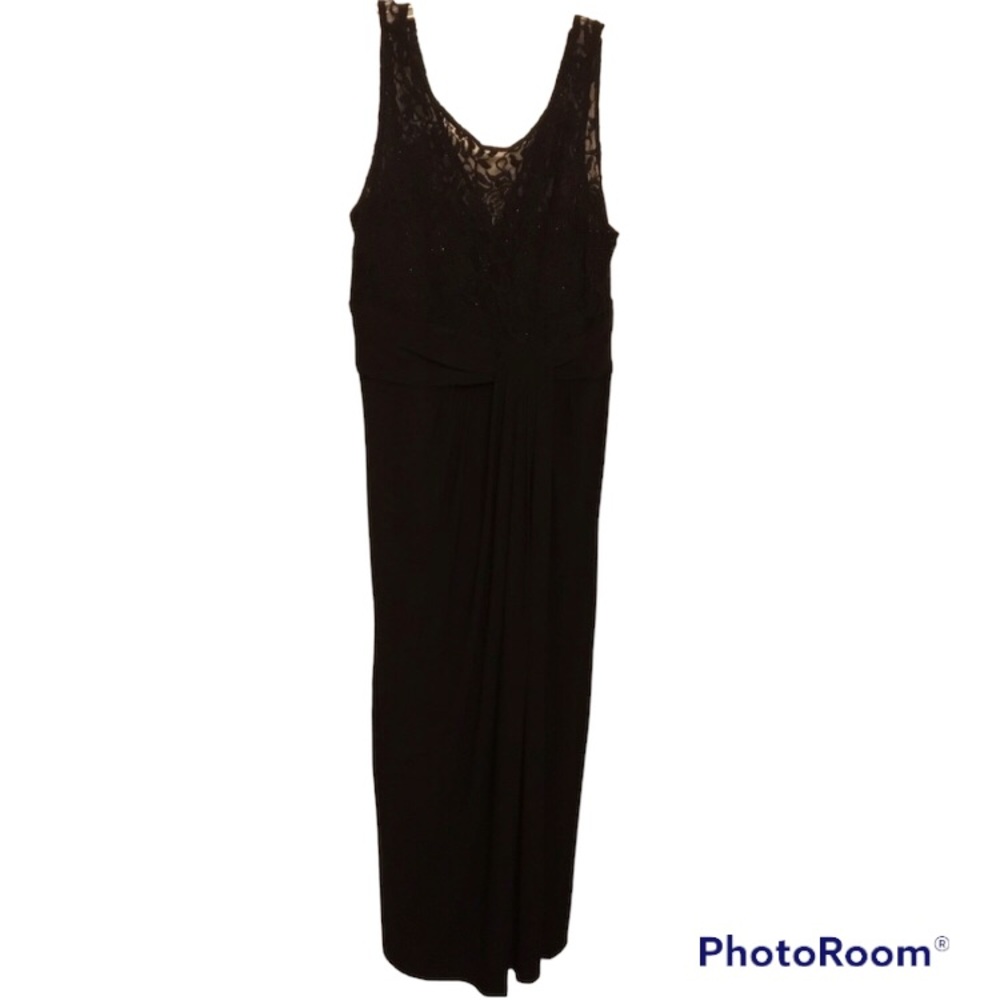 Gorgeous Black Evening Gown size 14